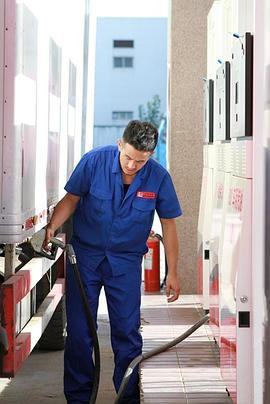 爱情起床号第一季影视海报